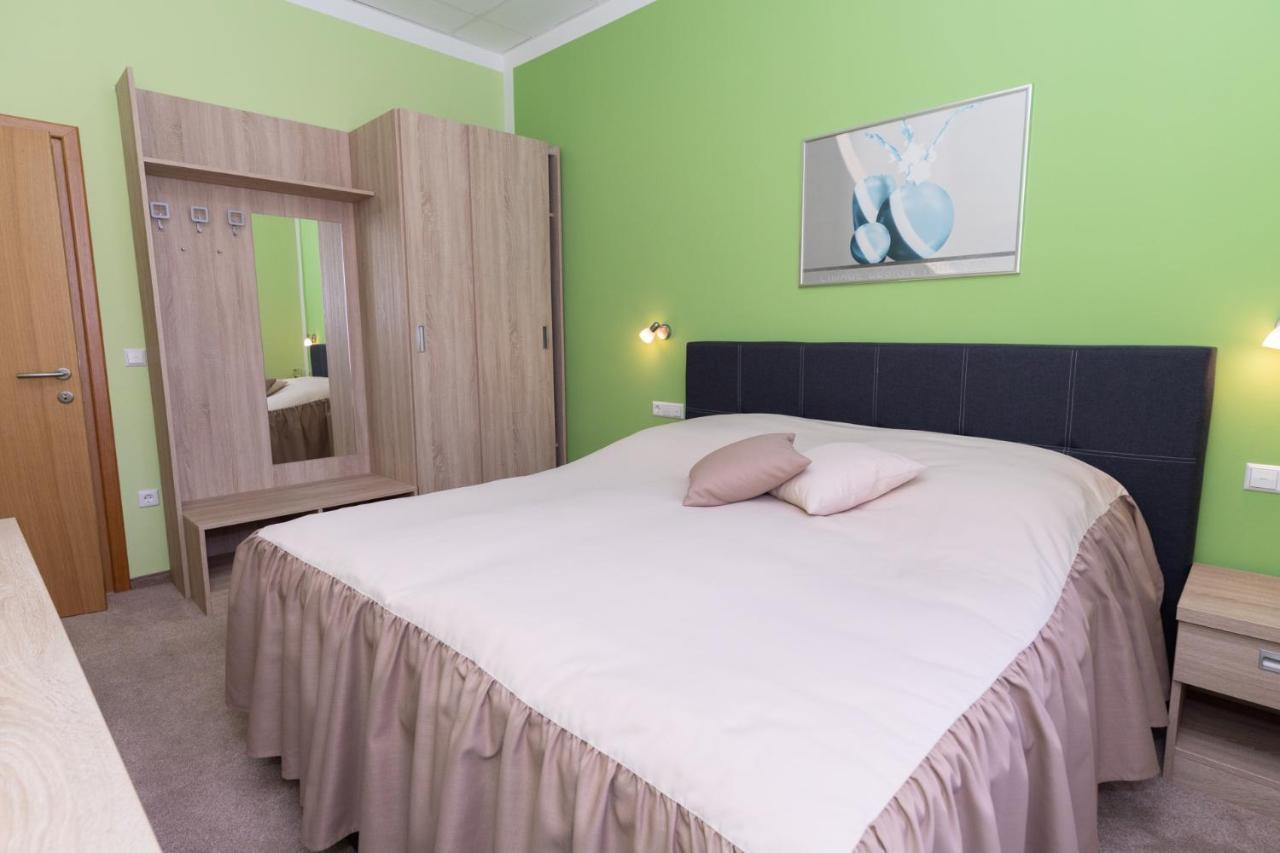 Apartments And Rooms Kod Eli Ravna Gora Zewnętrze zdjęcie