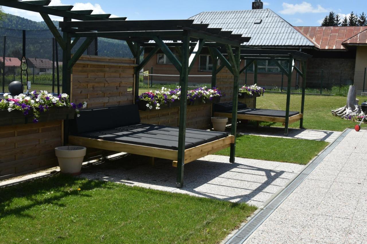 Apartments And Rooms Kod Eli Ravna Gora Zewnętrze zdjęcie