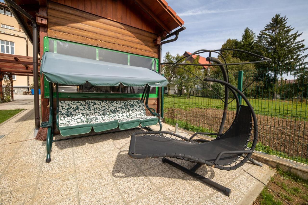 Apartments And Rooms Kod Eli Ravna Gora Zewnętrze zdjęcie